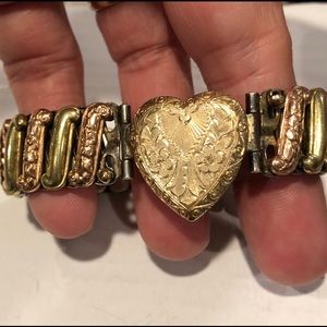 Vintage Sweetheart Expansion Bracelet 🌷